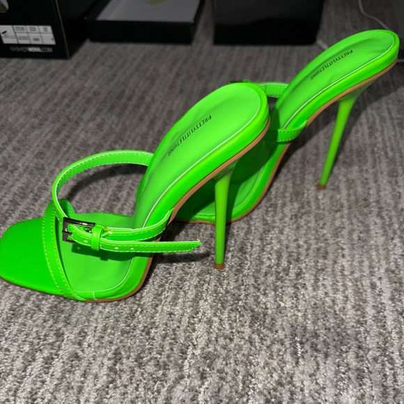 Lime PU Square Toe Double Strap Buckle Detail High Heeled Mules - Picture 5 of 6